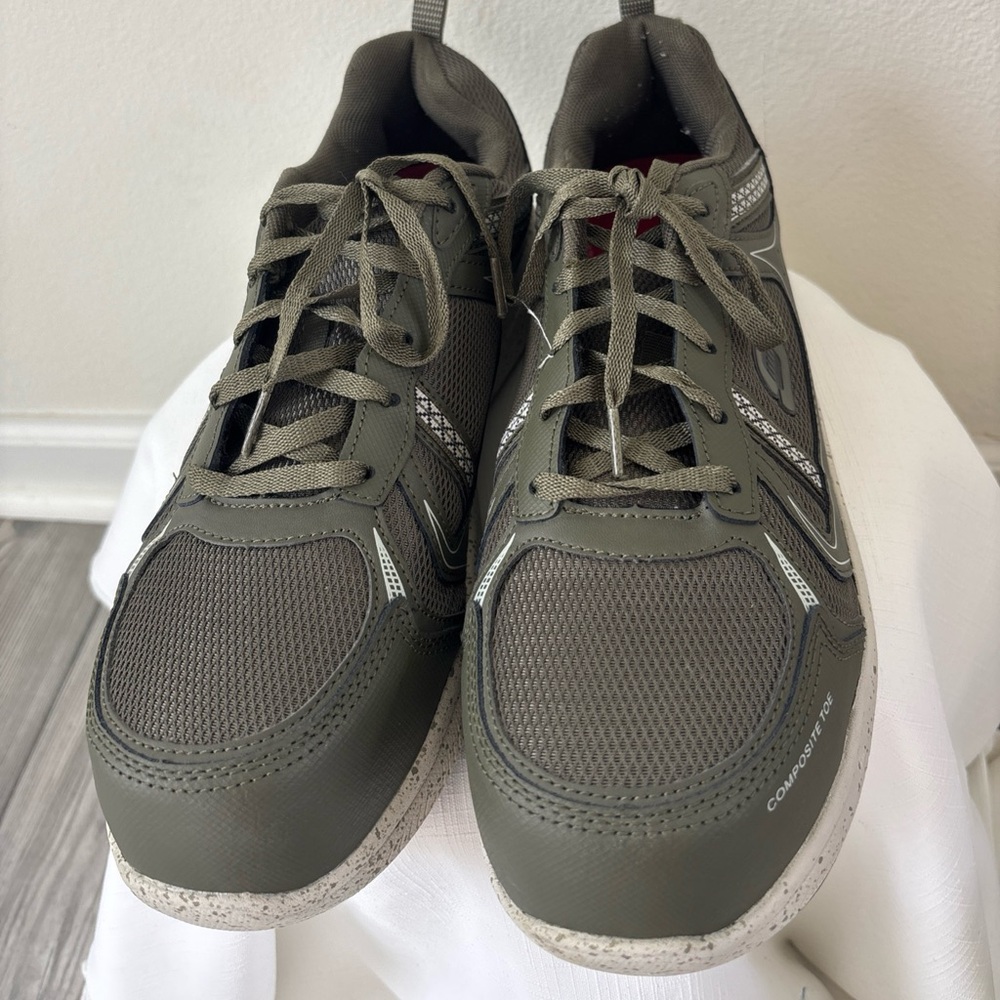 Slip resistant Skechers size 11